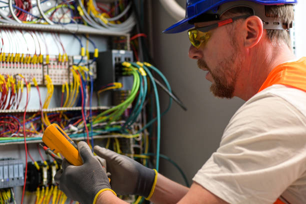 Best Emergency Electrical Repair  in Farmington, MN